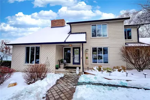 37 Greylock Rdg, Pittsford, NY 14534