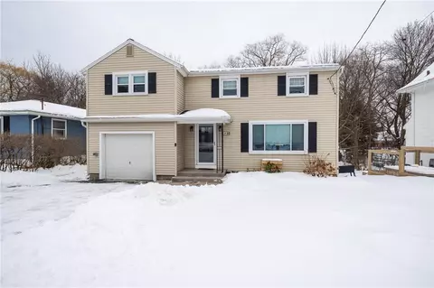 40 Kings Hwy N, Irondequoit, NY 14617