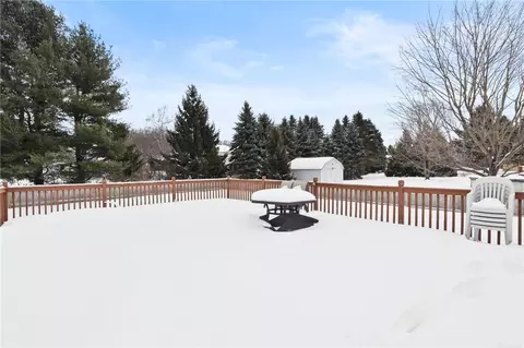 692 Dewitt Rd, Webster, NY 14580 photo 39