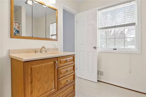 692 Dewitt Rd, Webster, NY 14580 photo 24