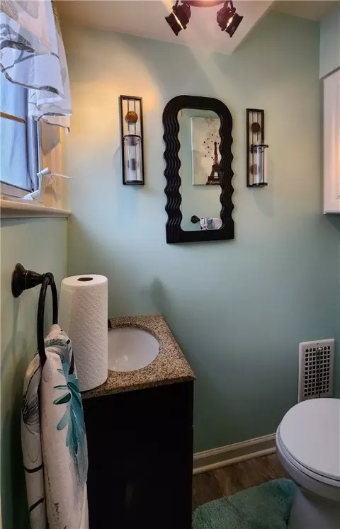 Bath - 89 Rodessa Rd, Greece, NY 14616 photo 1 of 3