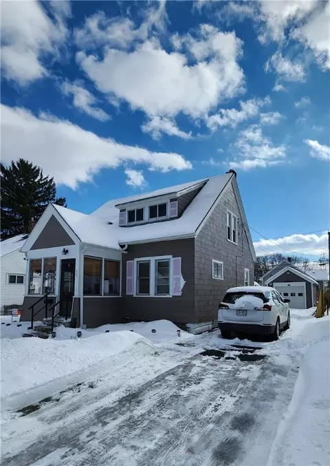 Exterior - 89 Rodessa Rd, Greece, NY 14616 photo 2 of 2
