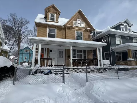 82 Saranac St, Rochester, NY 14621