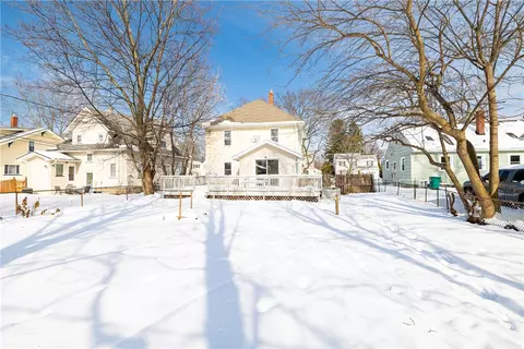 83 Durand Dr, Irondequoit, NY 14622 photo 3