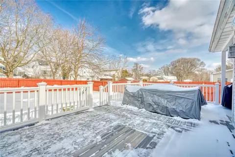 30 Perrigo St, Irondequoit, NY 14609 photo 36