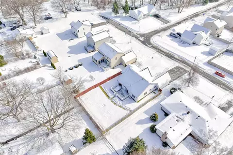 30 Perrigo St, Irondequoit, NY 14609 photo 4