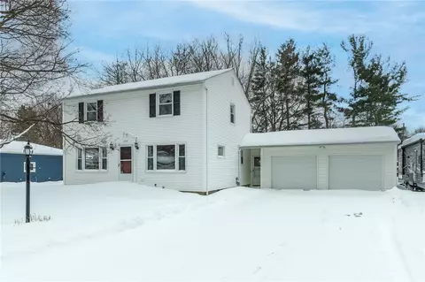 239 San Ron Dr, Webster, NY 14580
