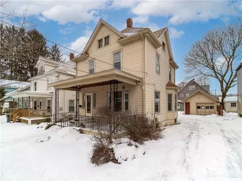 239 Sprague St, Jamestown, NY 14701