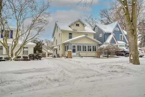 141 Colebourne Rd, Rochester, NY 14609