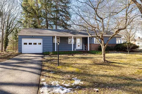 1 Milford Rd, Rochester, NY 14625