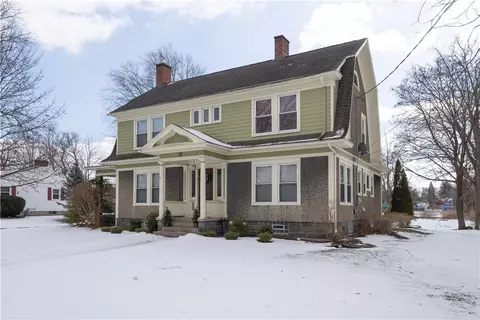 58 Main St, Livonia, NY 14487