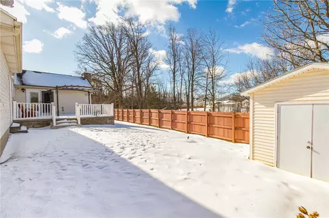 33 Hazel Bark Run, Gates, NY 14606 photo 24