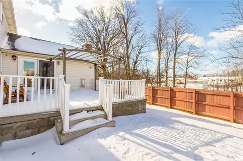 33 Hazel Bark Run, Gates, NY 14606 photo 25