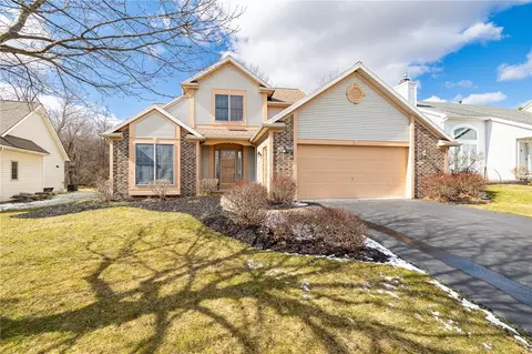 4907 Bramblewood Trl, Canandaigua, NY 14424