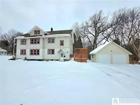 194 Hotchkiss St, Jamestown, NY 14701