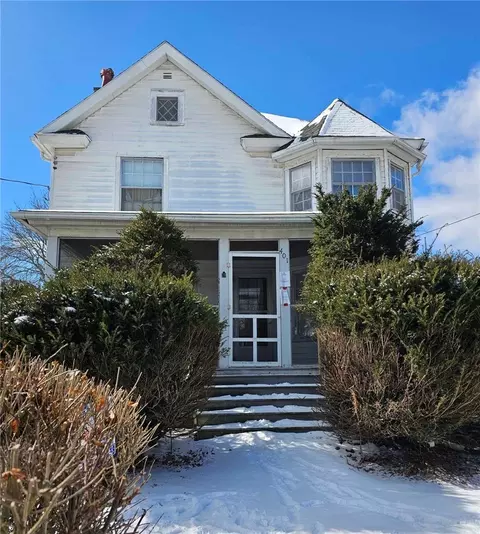 401 Hoffman St, Elmira, NY 14905