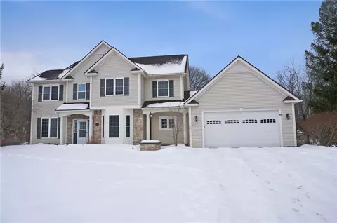 19 Split Rail, Penfield, NY 14526