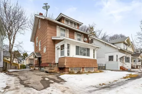 120 Rosemary Dr, Rochester, NY 14621
