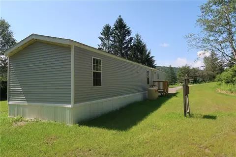 154 Kendricks Rd, Sherburne, NY 13460 photo 4