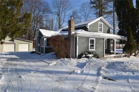 1448 Wilson Rd, Macedon, NY 14502