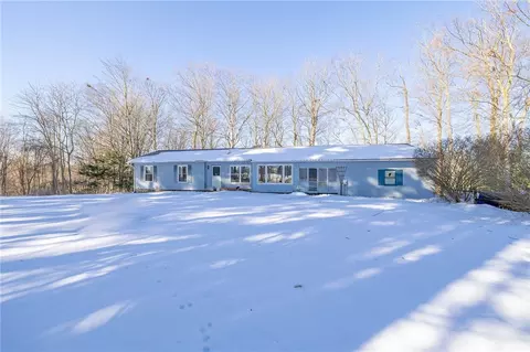 2964 Gildersleeve Rd, Marion, NY 14505
