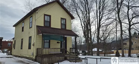 105 Fulton St, Olean, NY 14760