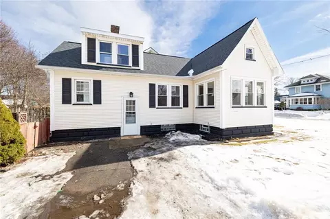 198 Haviland Park, Greece, NY 14616
