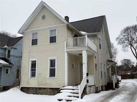 87 Sanford St, Rochester, NY 14620