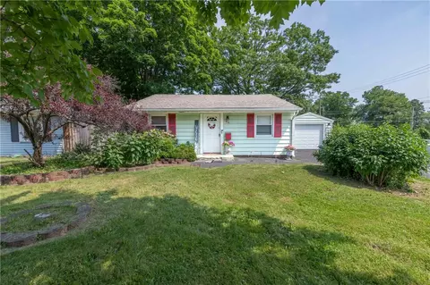 274 English Rd, Greece, NY 14616