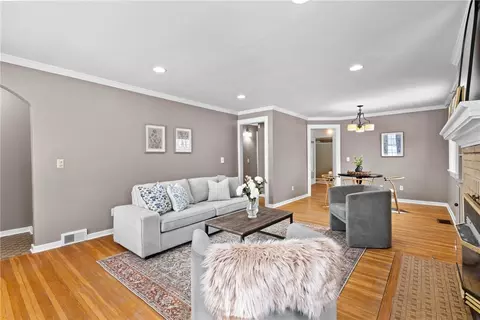 126 Salem Rd, Irondequoit, NY 14622 photo 20