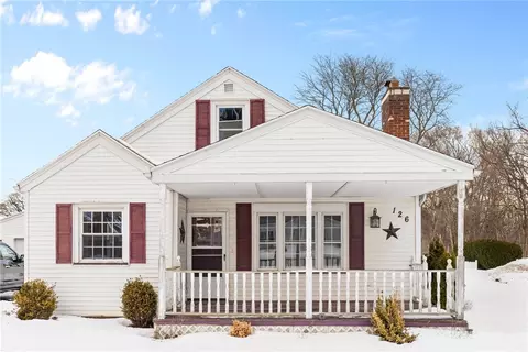 126 Salem Rd, Irondequoit, NY 14622