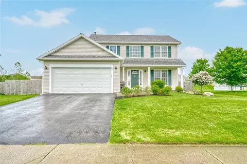 71 Westcombe Park, West Henrietta, NY 14586