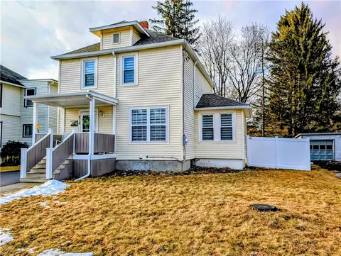818 W 1st St, Elmira, NY 14905