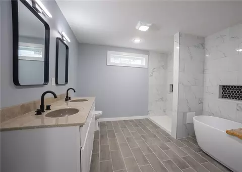 Bath - 530 Hayts Rd, Enfield, NY 14850 photo 2 of 6