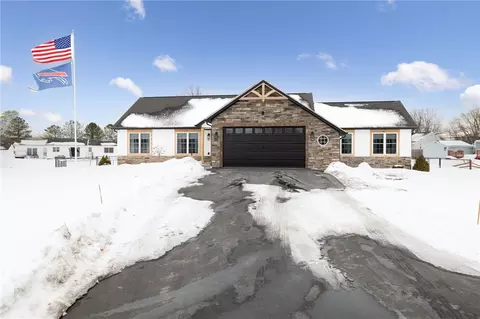 132 Rahway Rd, Gates, NY 14606