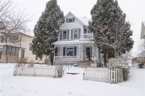 75 Sherrill St, Geneva, NY 14456