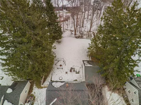 View/Area - 544 Glenview Ct, Webster, NY 14580 photo 4 of 4