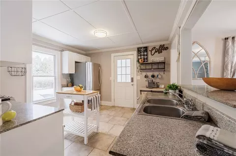 890 Phillips Rd, Webster, NY 14580 photo 15