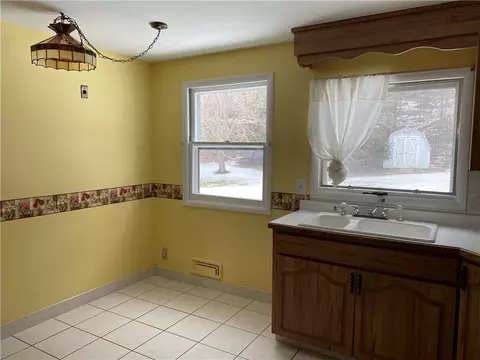 328 Hillview Dr, Irondequoit, NY 14622 photo 15