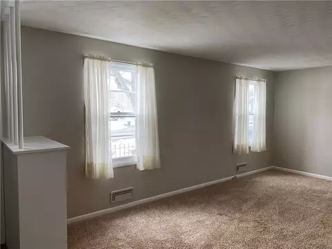 328 Hillview Dr, Irondequoit, NY 14622 photo 7