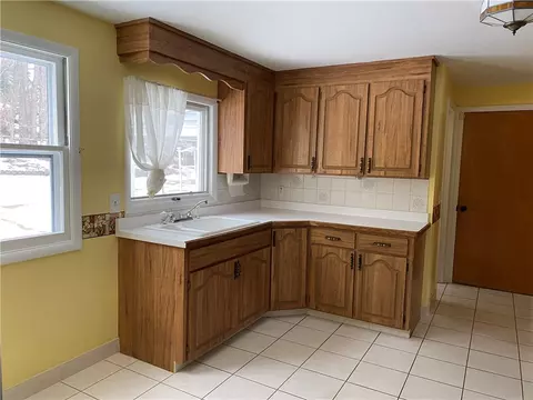 328 Hillview Dr, Irondequoit, NY 14622 photo 14