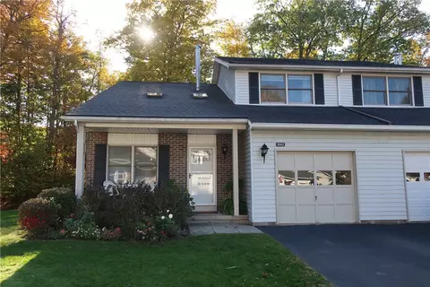 1062 Cunningham Dr, Victor, NY 14564