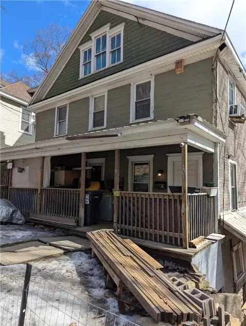 199-201 Chestnut St, Oneonta, NY 13820