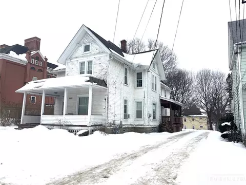 146 Prospect St, Jamestown, NY 14701