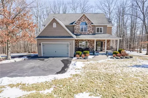 212 Oak Hill Rd, Horseheads, NY 14845