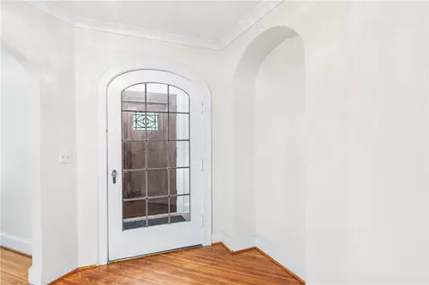 Entry Way - 434 Thomas Ave, Irondequoit, NY 14617 photo 1 of 2