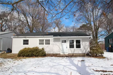 56 Seneca Dr, Canandaigua, NY 14424