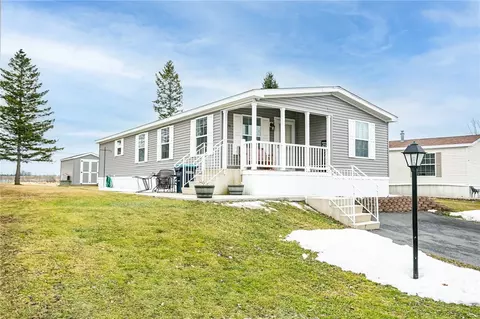 5500 Purdy Rd #71, Canandaigua, NY 14424