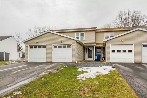 5661 Running Brook Rd, Farmington, NY 14425