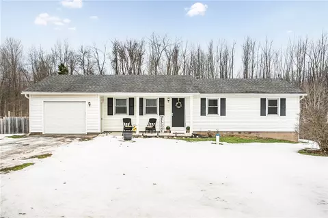 3025 Walworth-marion Rd, Marion, NY 14505